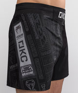Venum MMA-Shorts Karate Combat – Schwarz/Grau