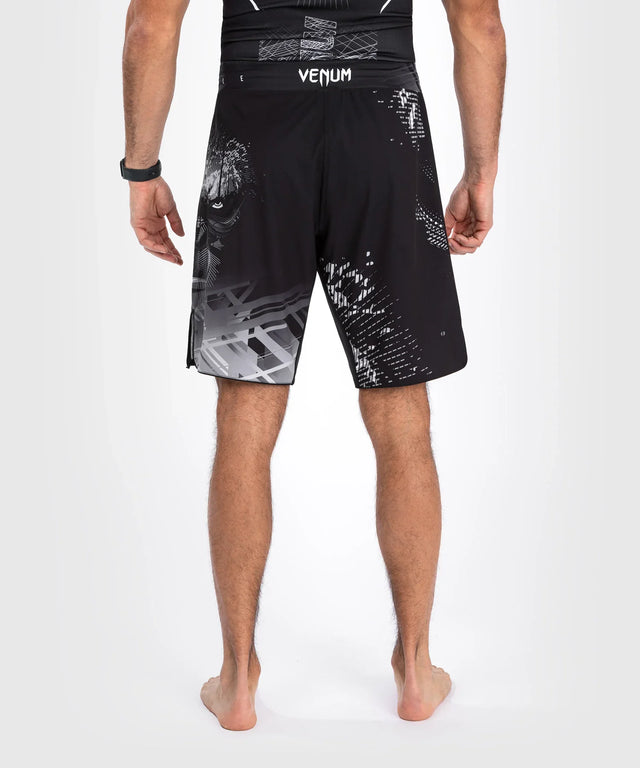 Venum MMA Shorts Gorilla Jungle – Schwarz/Weiss