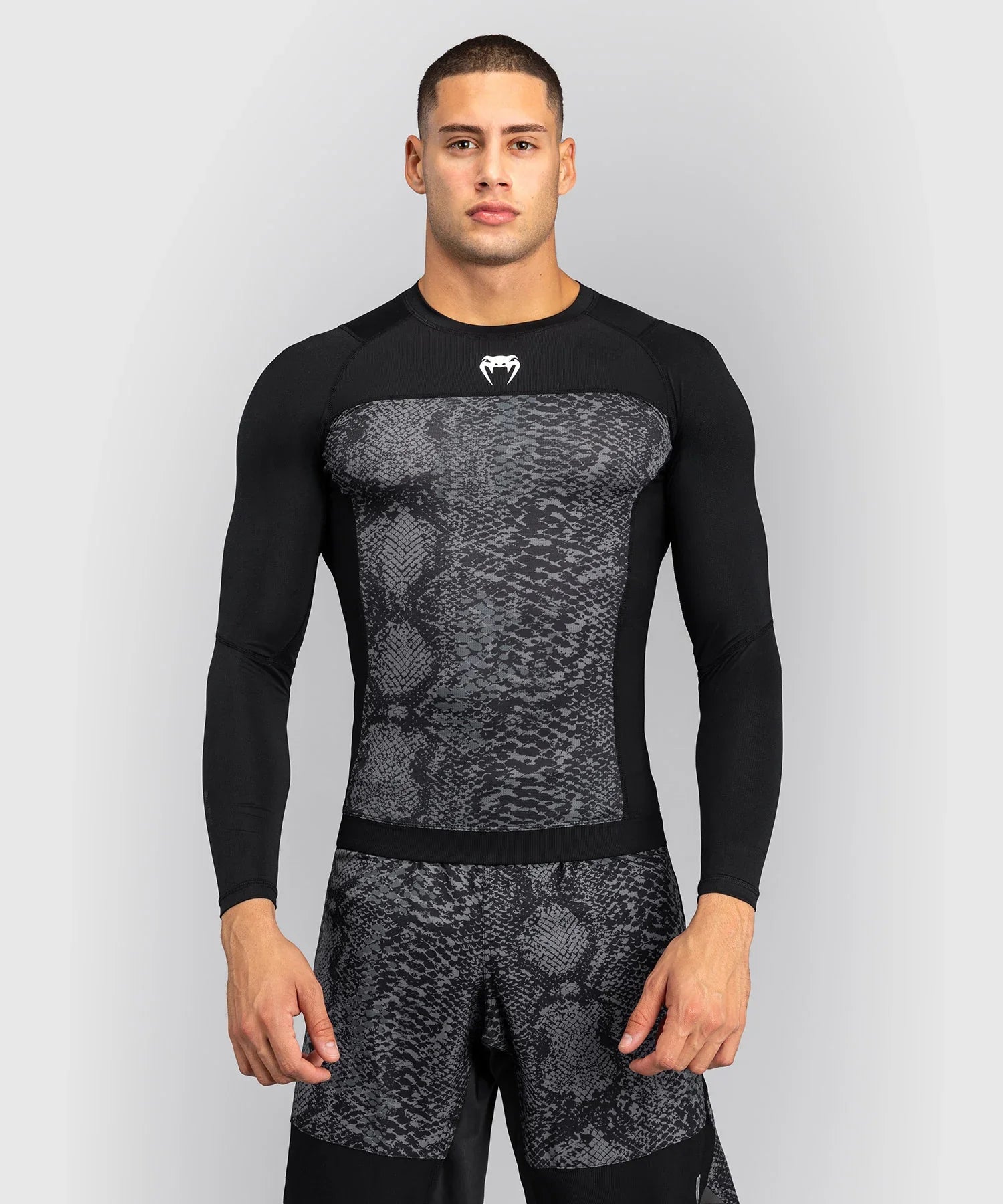 Venum Rashguard Langarm G-Fit Scales – Schwarz/Grau