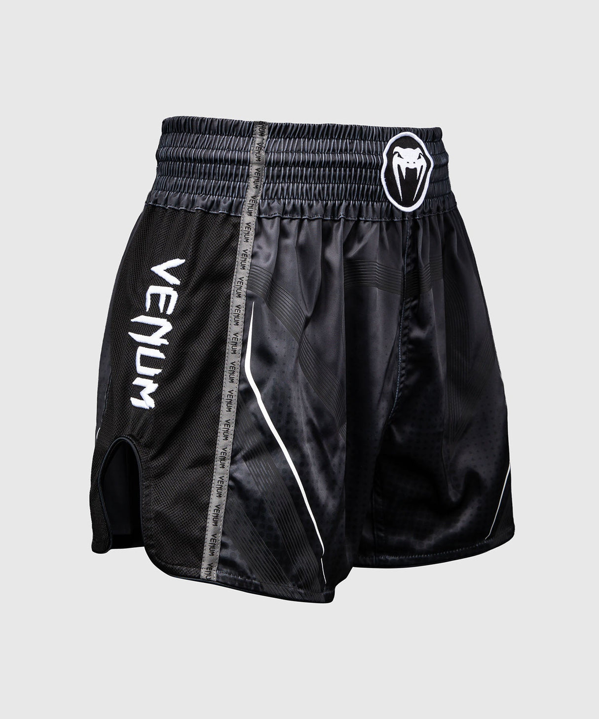 Venum Muay Thai Shorts Stealth - Schwarz/Weiß