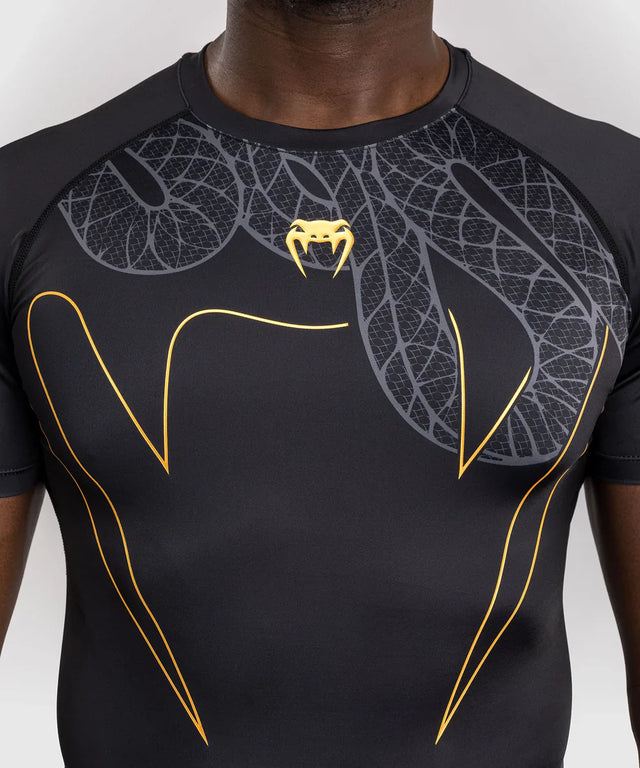 Venum Rashguard Kurzarm Serpenti – Schwarz