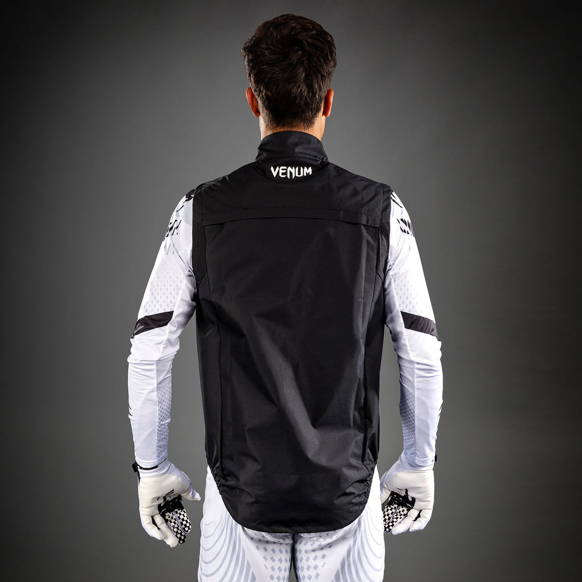 Venum Windbreaker MX Basics Ärmellos - Schwarz/Weiß