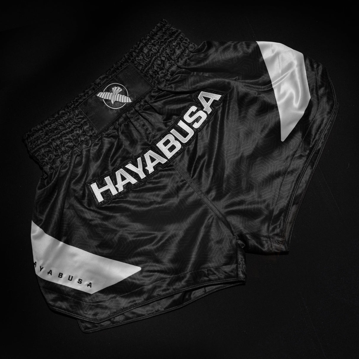 Hayabusa Muay Thai Shorts Core - Zwart