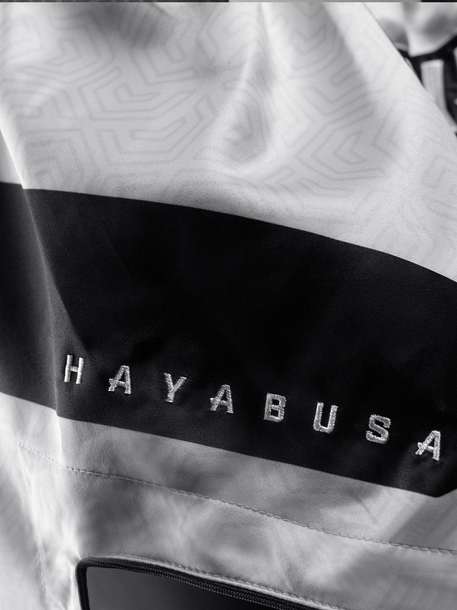Hayabusa Muay-Thai-Shorts Core - Weiss
