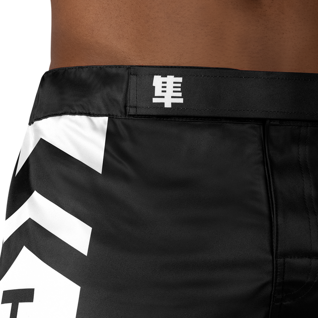 Hayabusa MMA-Shorts Icon Lang - Schwarz/Weiss