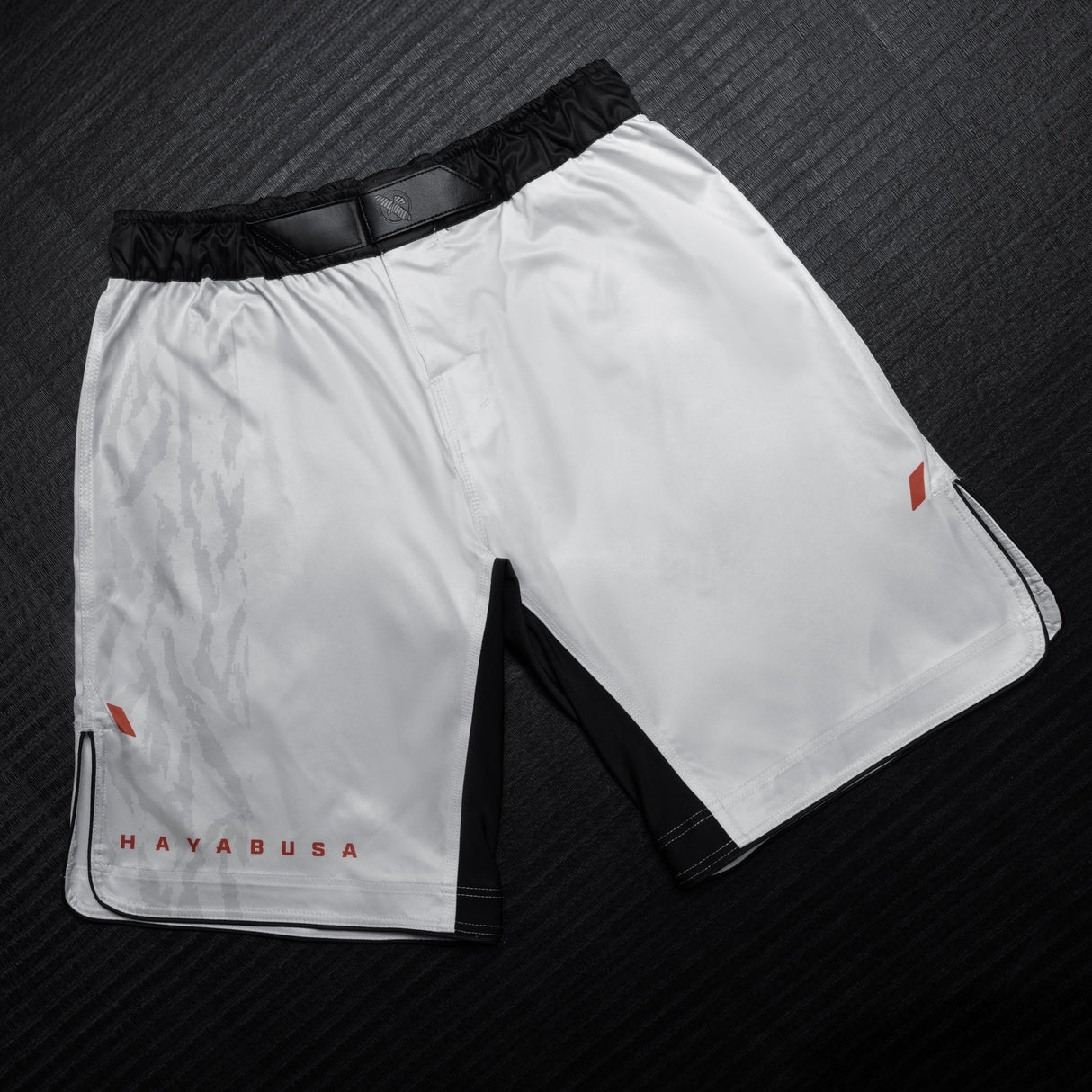 Hayabusa MMA Shorts Apex Lang - Off-White