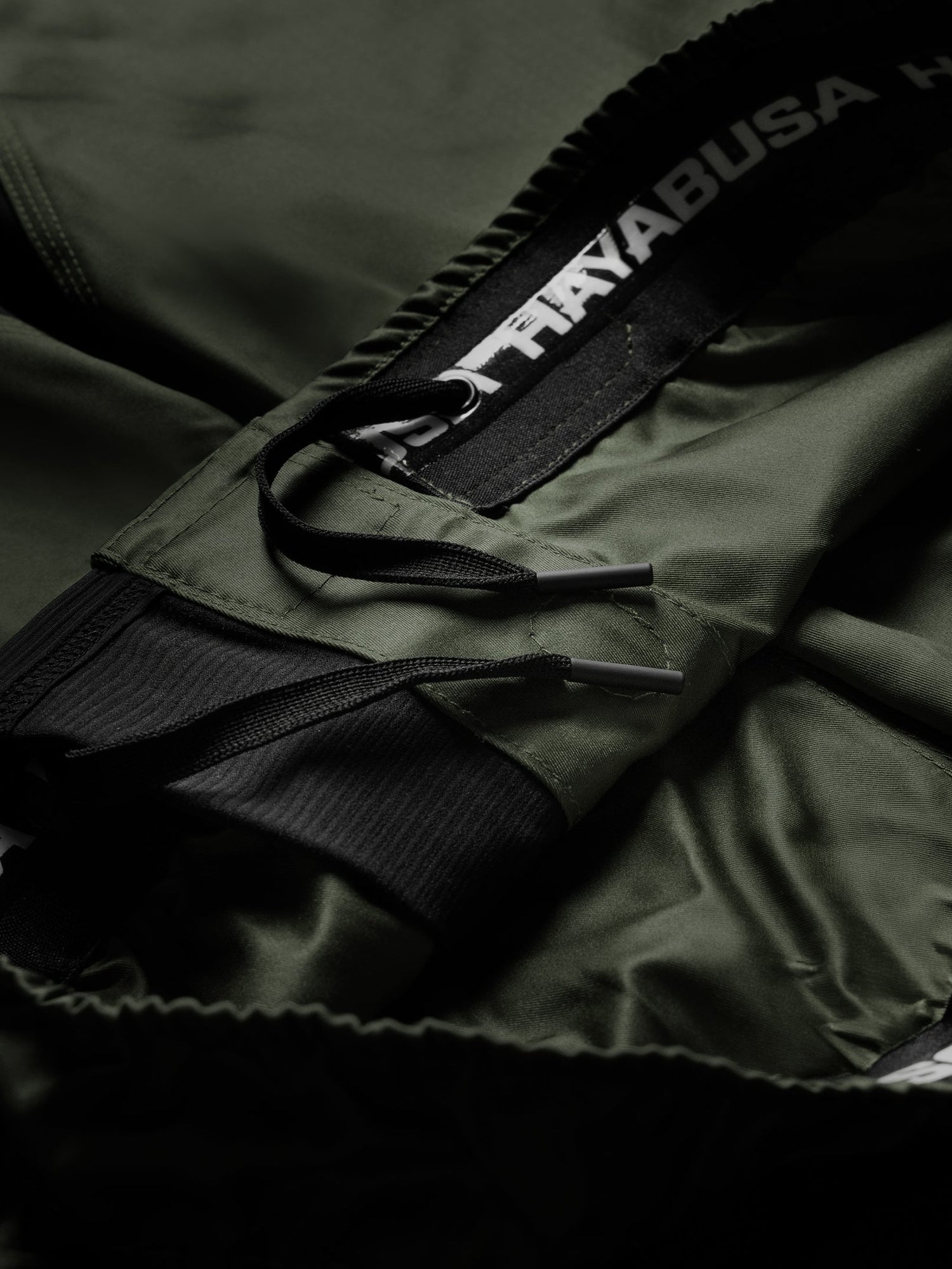 Hayabusa MMA-Shorts Core Mid - Dunkelgrün