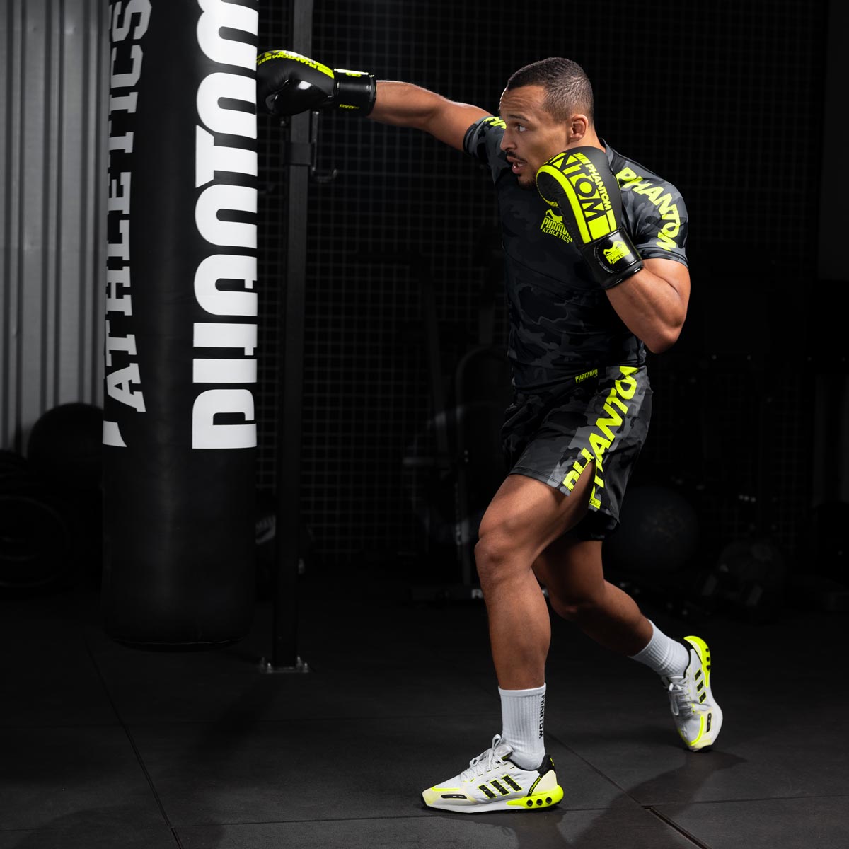 Phantom Athletics MMA Shorts EVO Neon - Schwarz Camo/Neon