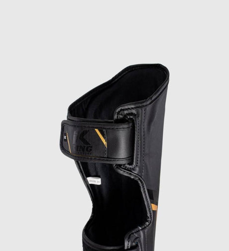 King Kickboks Scheenbeschermers Thor - Zwart/Goud - The Fight Company Deutschland