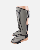 8 WEAPONS Schienbeinschoner Unlimited 2.0 - Sand/Schwarz