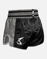 8 WEAPONS Muay-Thai-Shorts 8 Ways Yant 2.0 - Schwarz