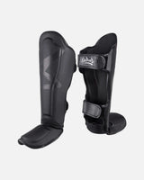 8 WEAPONS Schienbeinschoner BIG 8 Premium - Schwarz