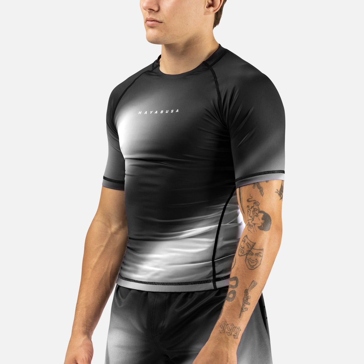 Hayabusa Rashguard Apex Nova Kurzarm - Grau