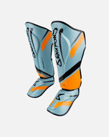 8 WEAPONS Schienbeinschoner Shift - Eisgrau/Orange