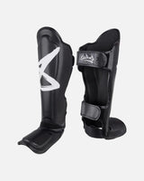 8 WEAPONS Schienbeinschoner BIG 8 Premium Shin Guards - Schwarz