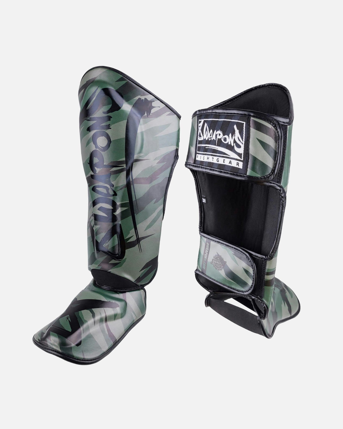 8 WEAPONS Schienbeinschoner Unlimited 2.0 - Woodland Camo