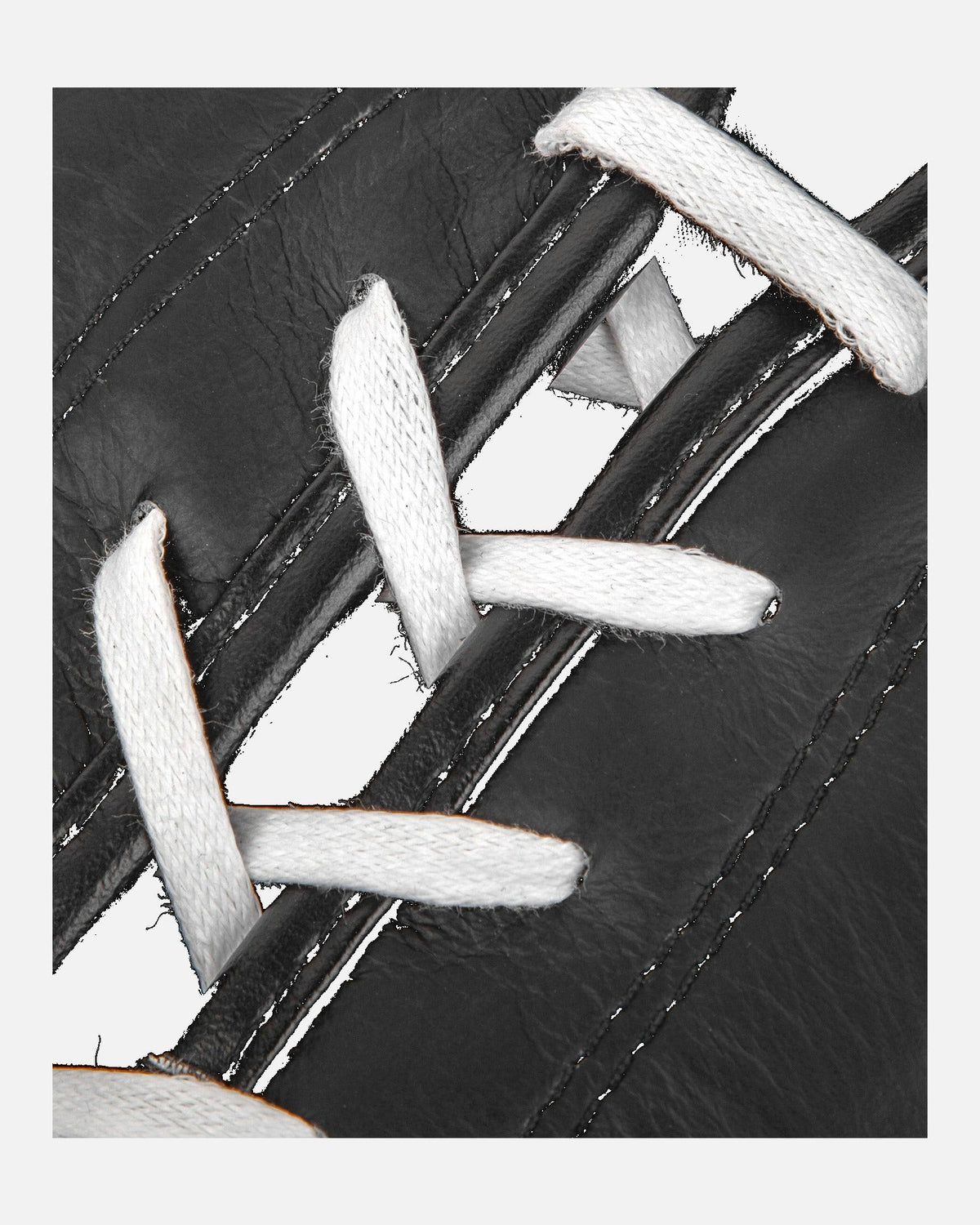 Venum Boxhandschuhe Hammer Pro – Schwarz/Weiß