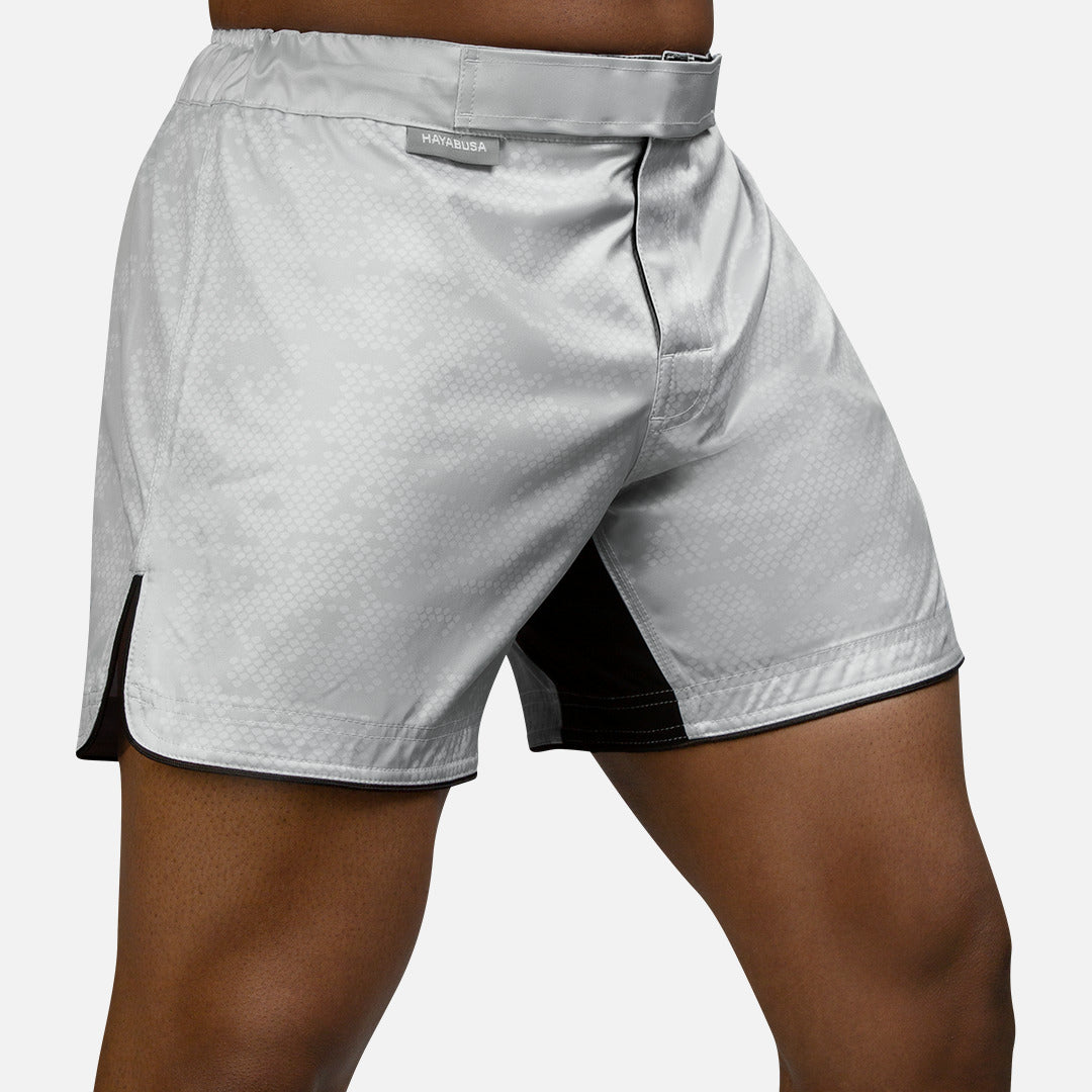 Hayabusa MMA Shorts Hex Mid-Thigh - Weiß