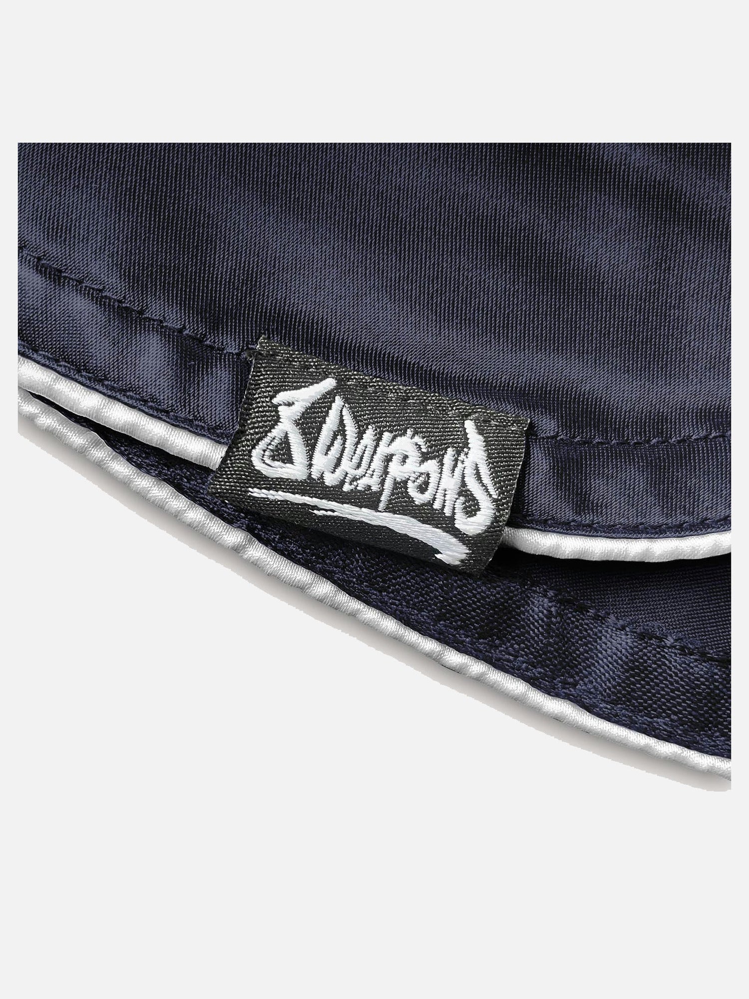 8 WEAPONS Muay Thai Shorts Mongkol - Marineblau/Weiß