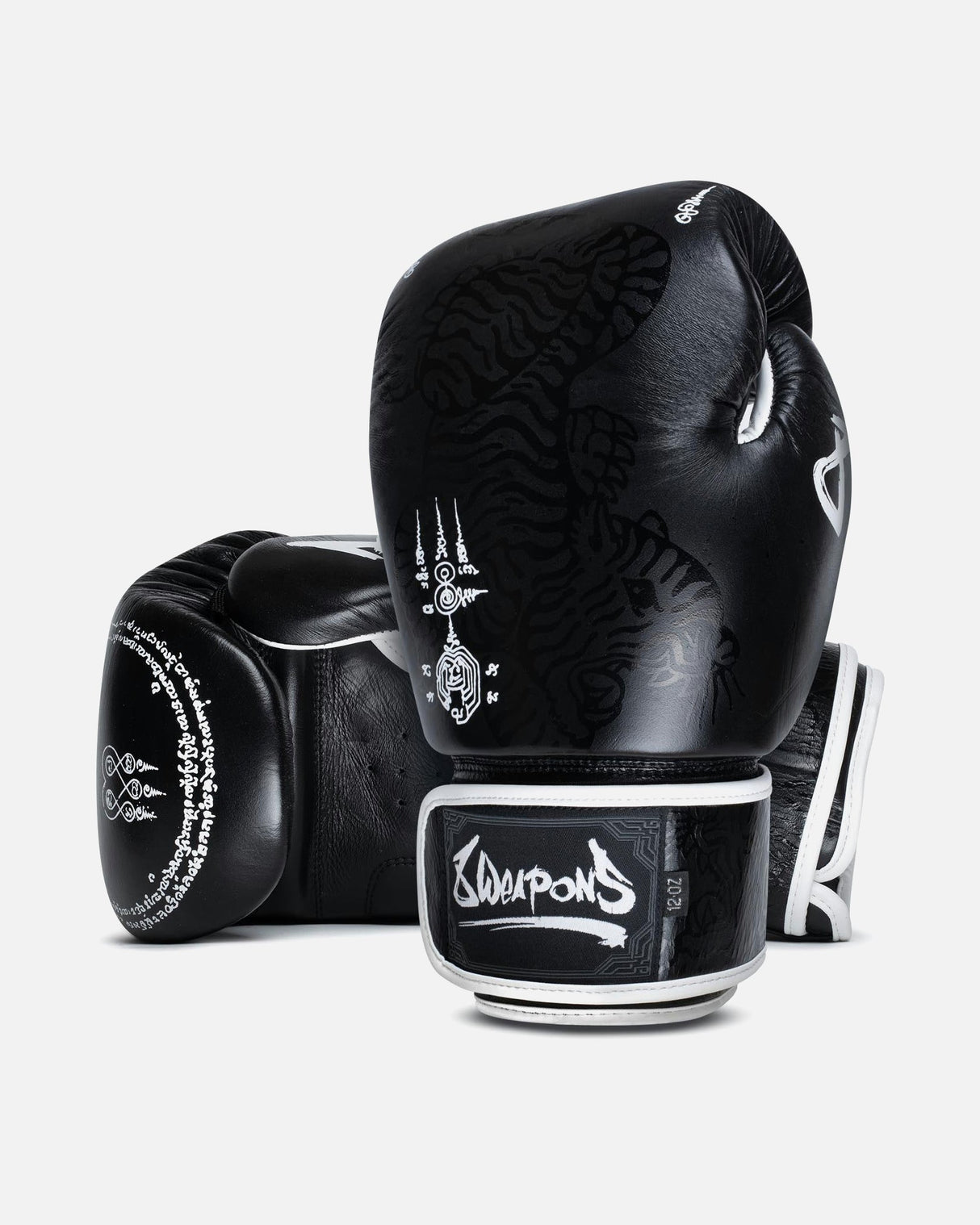 8 WEAPONS Boxhandschuhe Sak Yant Big Tiger - Schwarz