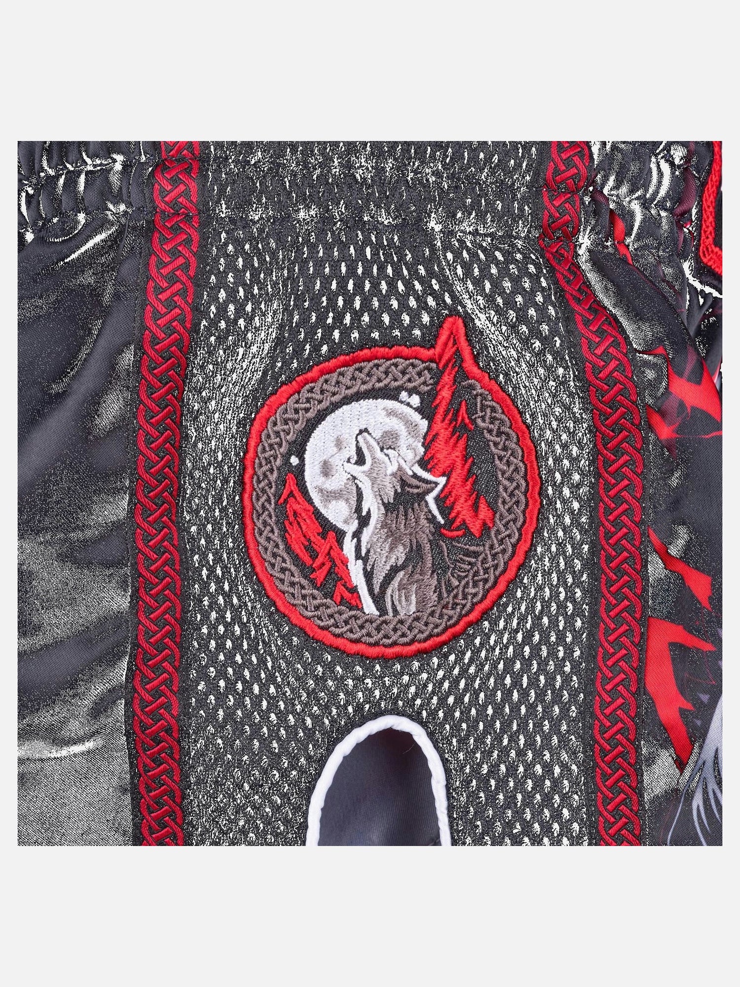 8 WEAPONS Muay-Thai-Shorts Beastial Wolf - Schwarz/Rot