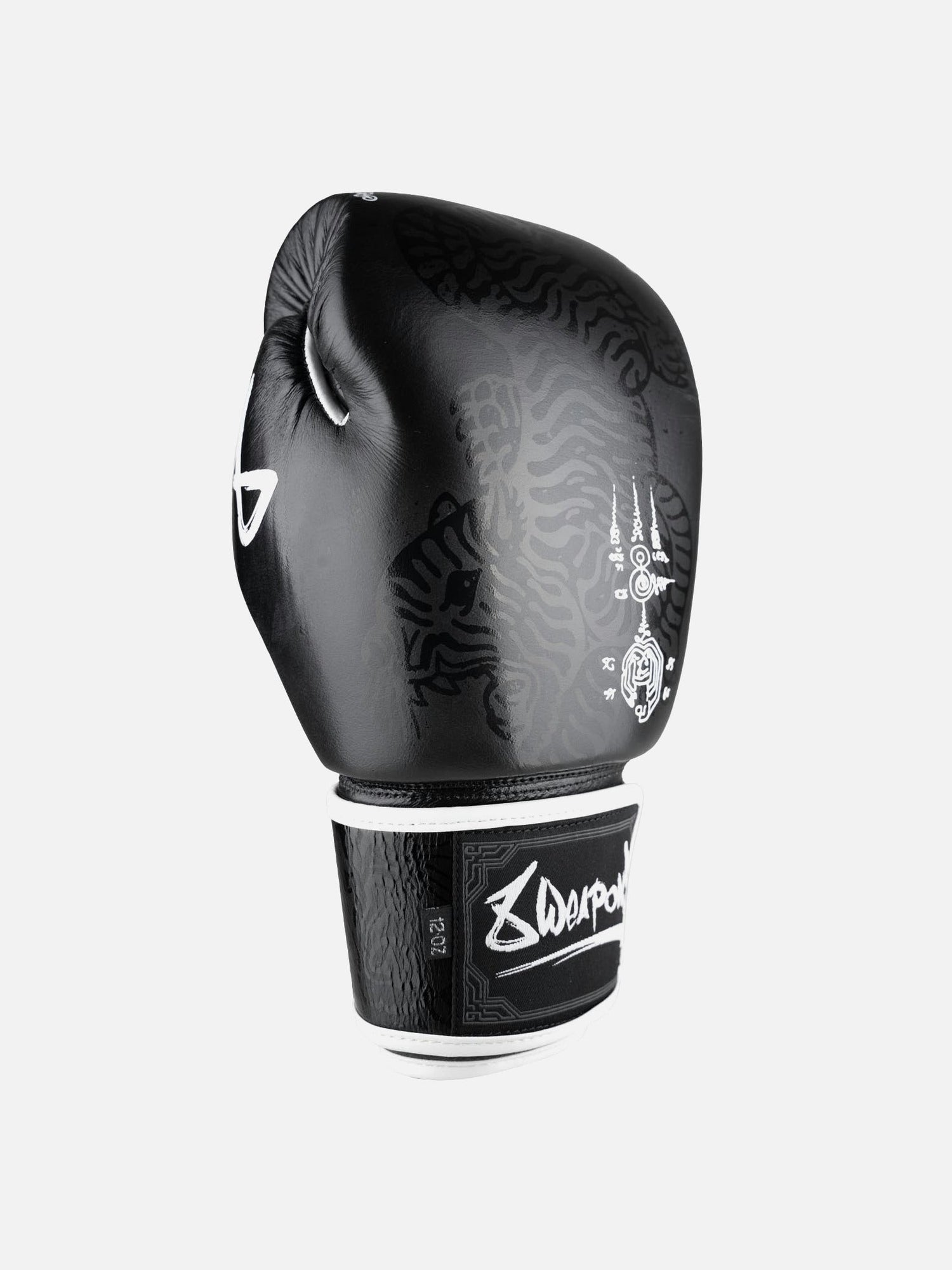 8 WEAPONS Boxhandschuhe Sak Yant Big Tiger - Schwarz