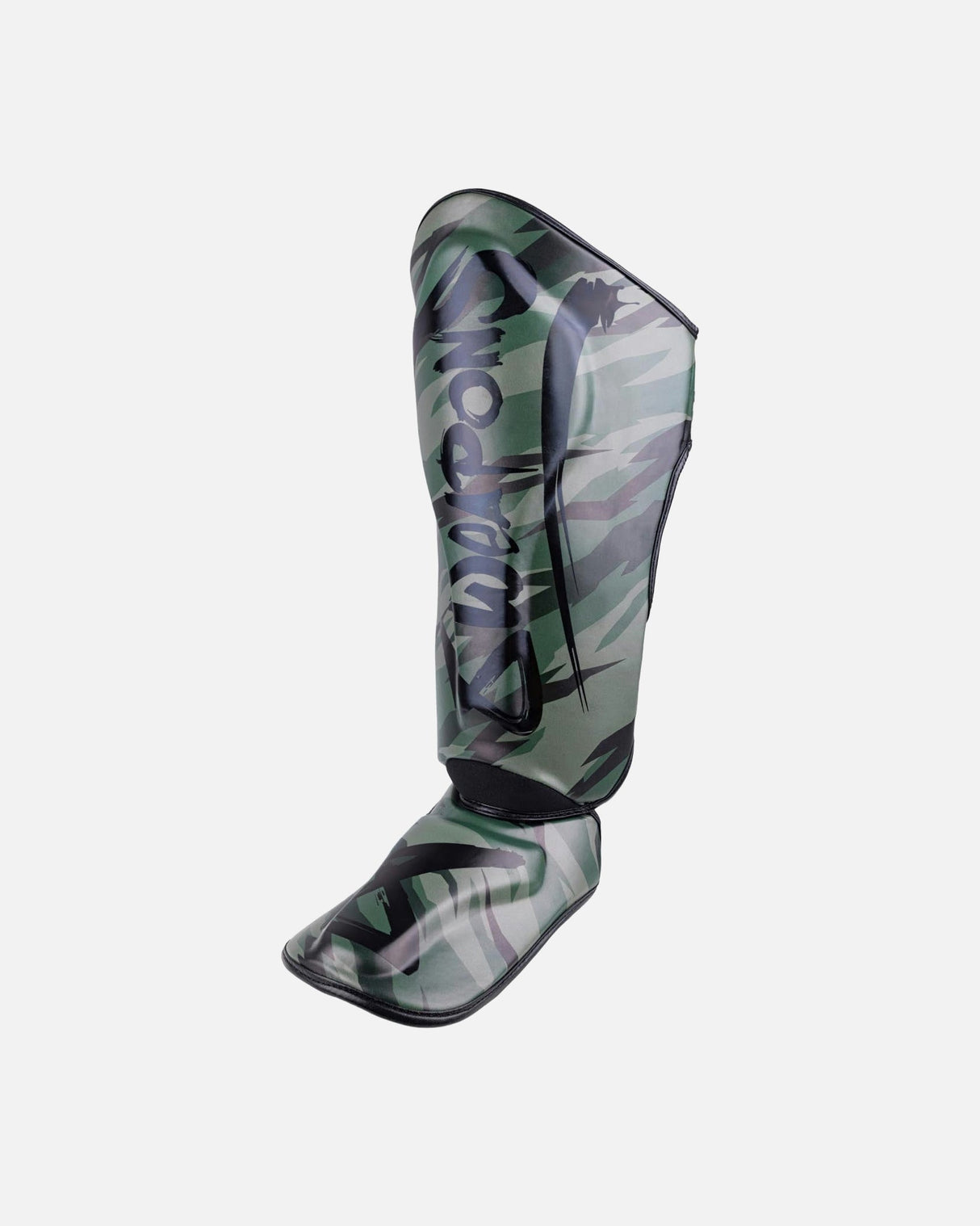 8 WEAPONS Schienbeinschoner Unlimited 2.0 - Woodland Camo