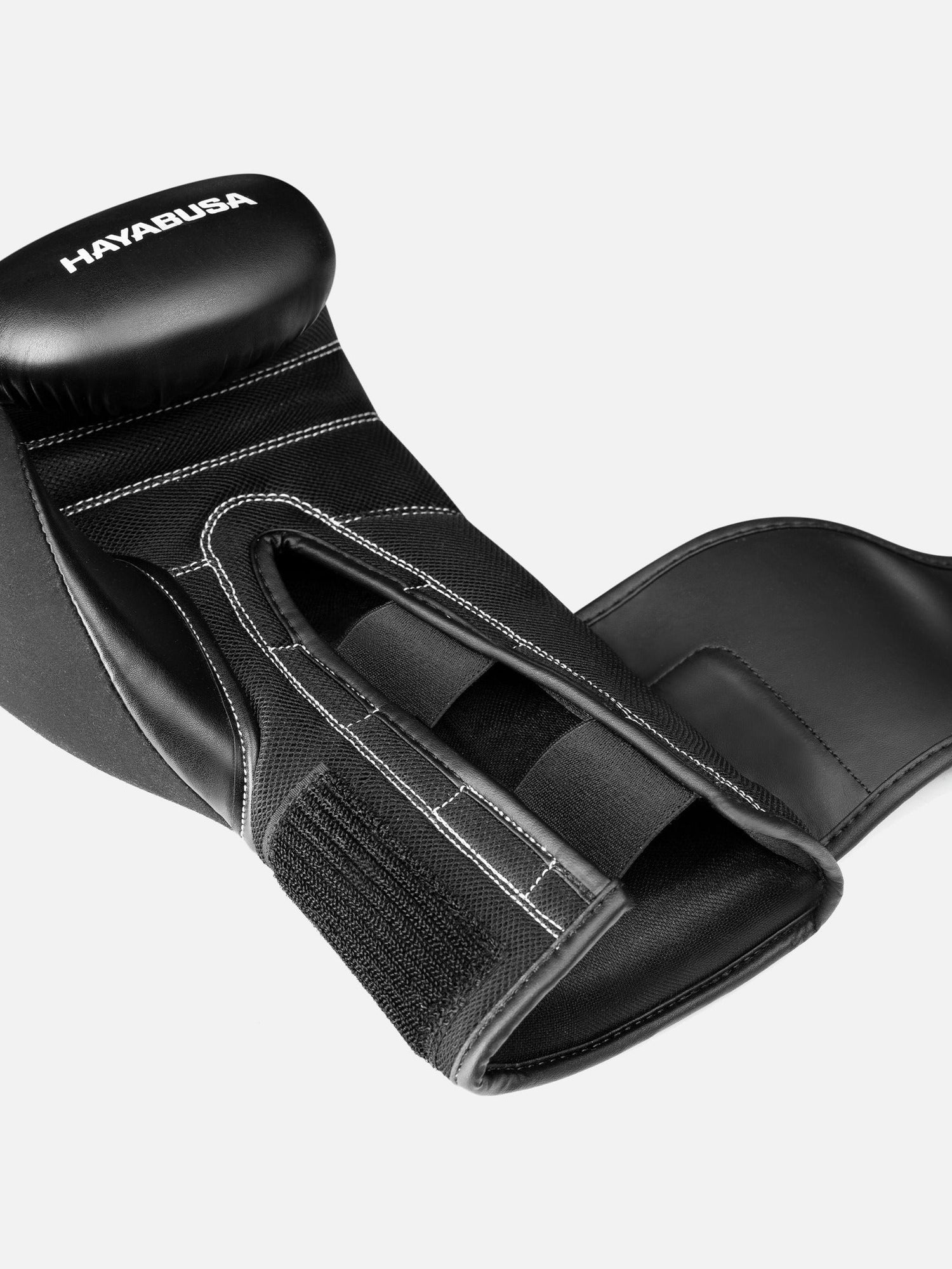 Hayabusa Boxhandschuhe S4 - Schwarz/Weiß