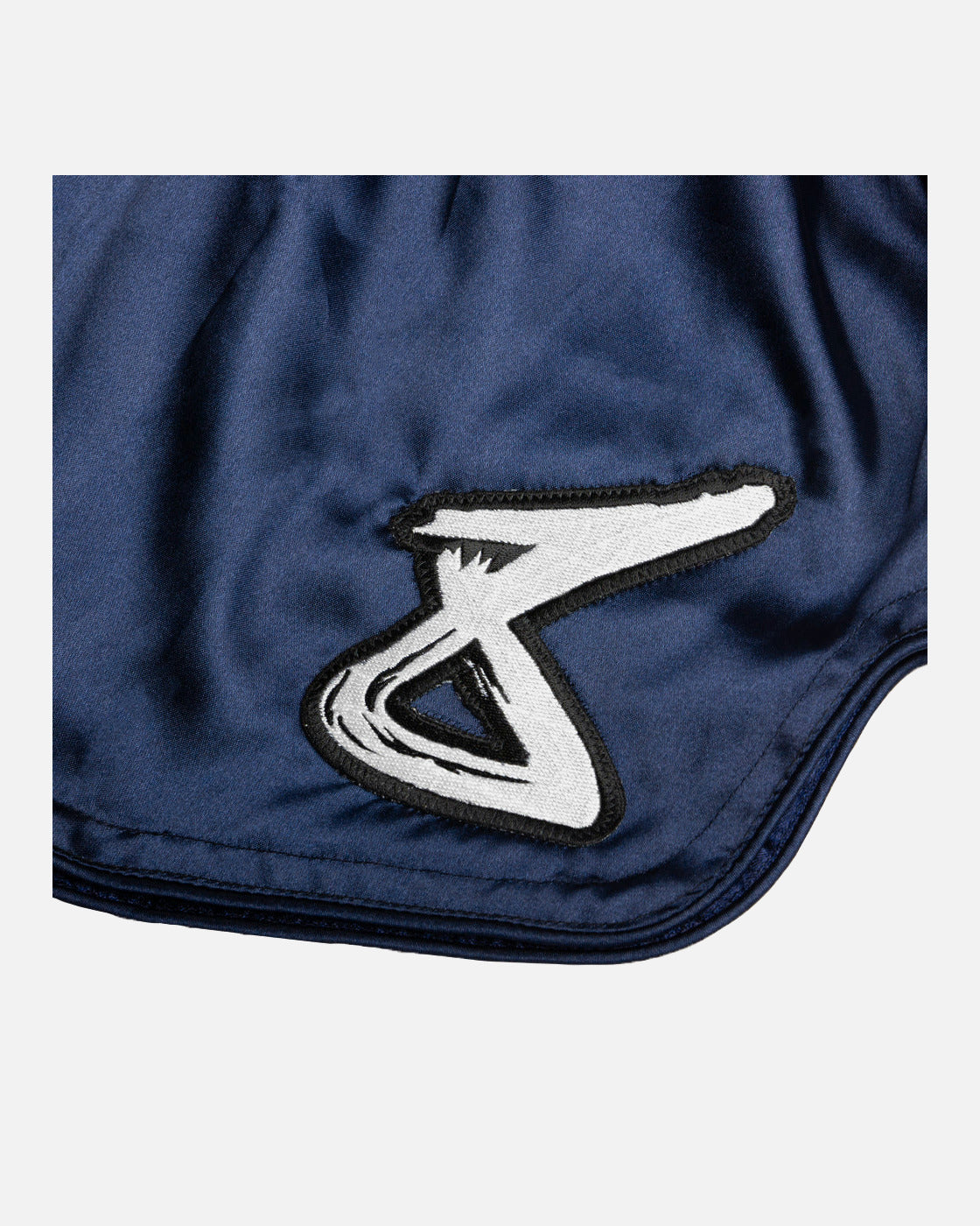 8 WEAPONS Muay Thai Shorts Strike - Dunkelblau/Weiß