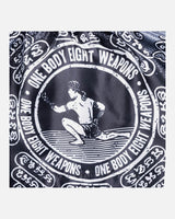 8 WEAPONS Muay-Thai-Shorts 8 Ways Yant - Schwarz/Silber