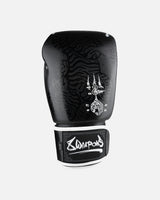 8 WEAPONS Boxhandschuhe Sak Yant Big Tiger - Schwarz