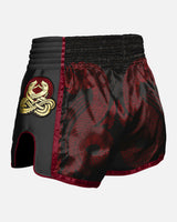 8 WEAPONS Muay Thai Shorts Naga - Schwarz/Rot