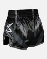 8 WEAPONS Muay Thai Shorts Shift - Schwarz Matt