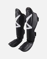 8 WEAPONS Schienbeinschoner BIG 8 Premium Shin Guards - Schwarz