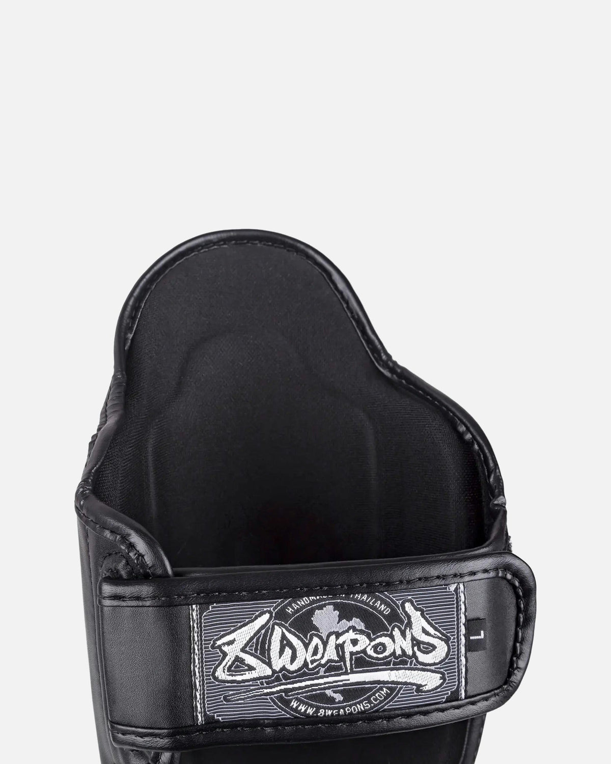 8 WEAPONS Schienbeinschoner BIG 8 Premium - Schwarz