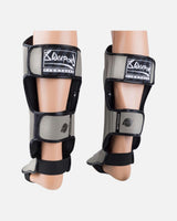 8 WEAPONS Schienbeinschoner Unlimited 2.0 - Sand/Schwarz