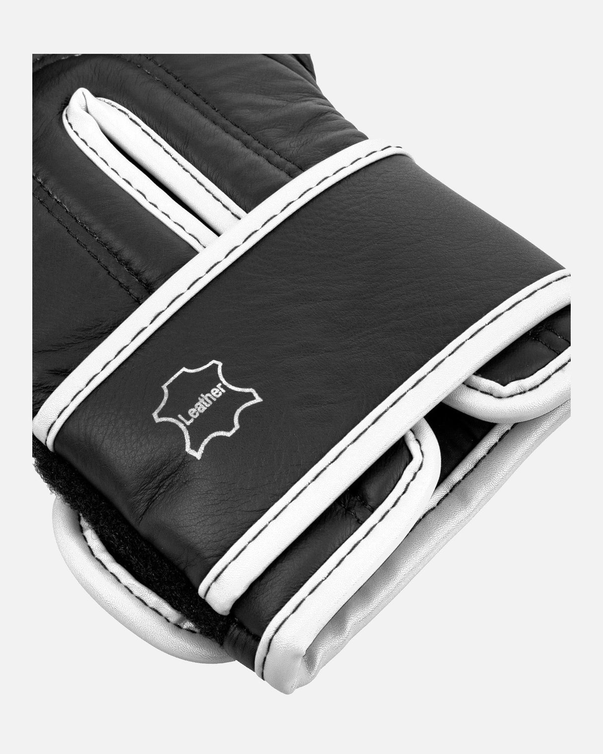 Venum Shield Pro Boxhandschuhe – Schwarz/Weiß
