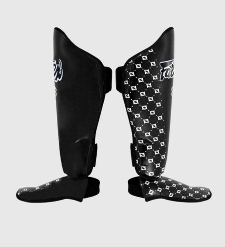 Fairtex Kickboks Scheenbeschermers SP5 - Zwart/Wit - The Fight Company Deutschland