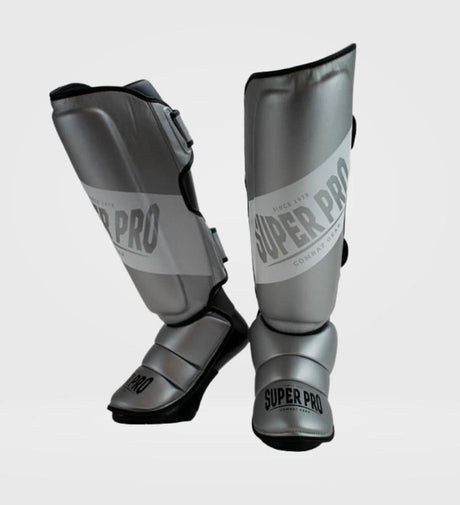Super Pro Schienbeinschoner Rebel - Silber/Weiss - The Fight Company Deutschland
