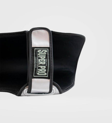 Super Pro Schienbeinschoner Rebel - Silber/Weiss - The Fight Company Deutschland