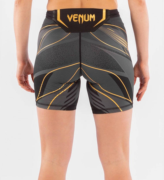 UFC Venum Compression Shorts Damen - Schwarz/Gold - The Fight Company Deutschland
