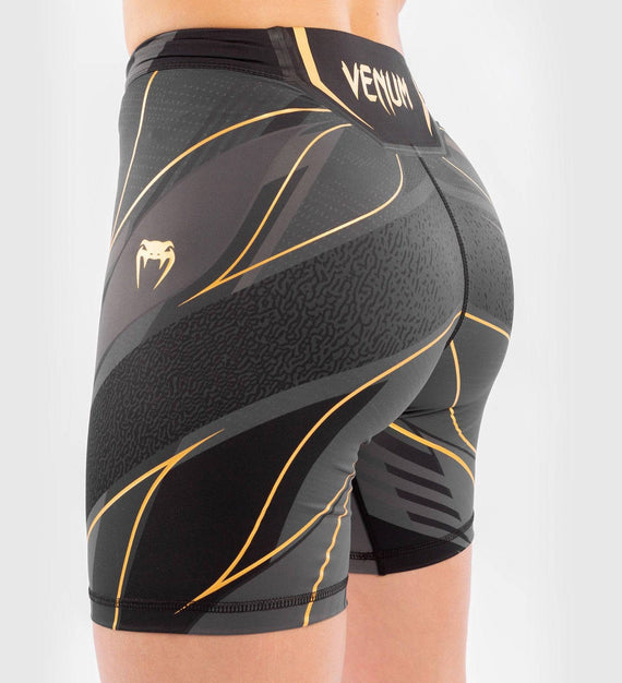 UFC Venum Compression Shorts Damen - Schwarz/Gold - The Fight Company Deutschland