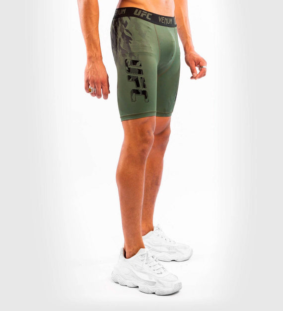 UFC Venum Vale Tudo Performance Shorts - Fight Week - Kaki Grün - The Fight Company Deutschland