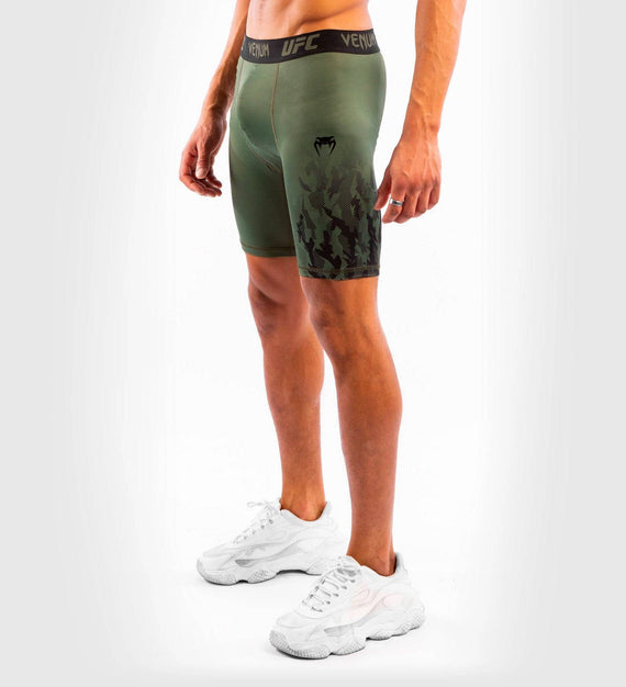 UFC Venum Vale Tudo Performance Shorts - Fight Week - Kaki Grün - The Fight Company Deutschland