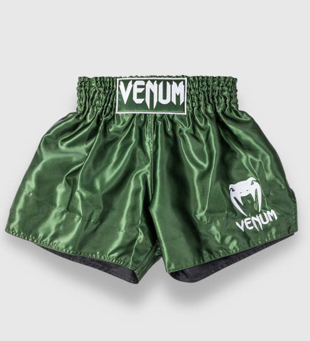 Venum Muay Thai Shorts Classic 2.0 - Grün/Weiss - The Fight Company Deutschland