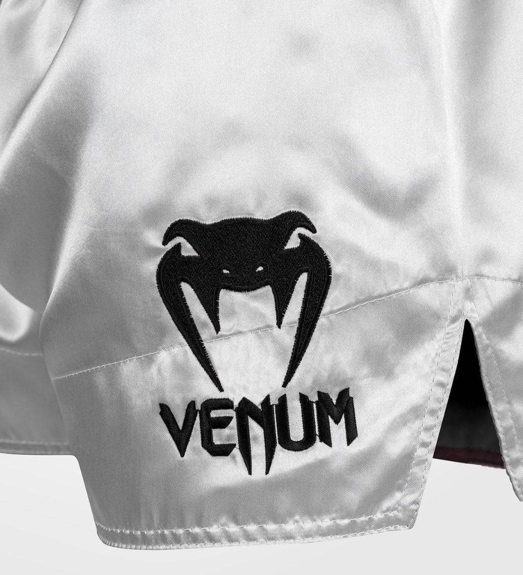 Venum Muay Thai Shorts Classic - Silber/Schwarz - The Fight Company Deutschland