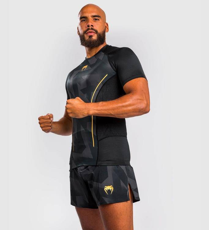 Venum Rashguard Razor - Schwarz/Gold - The Fight Company Deutschland