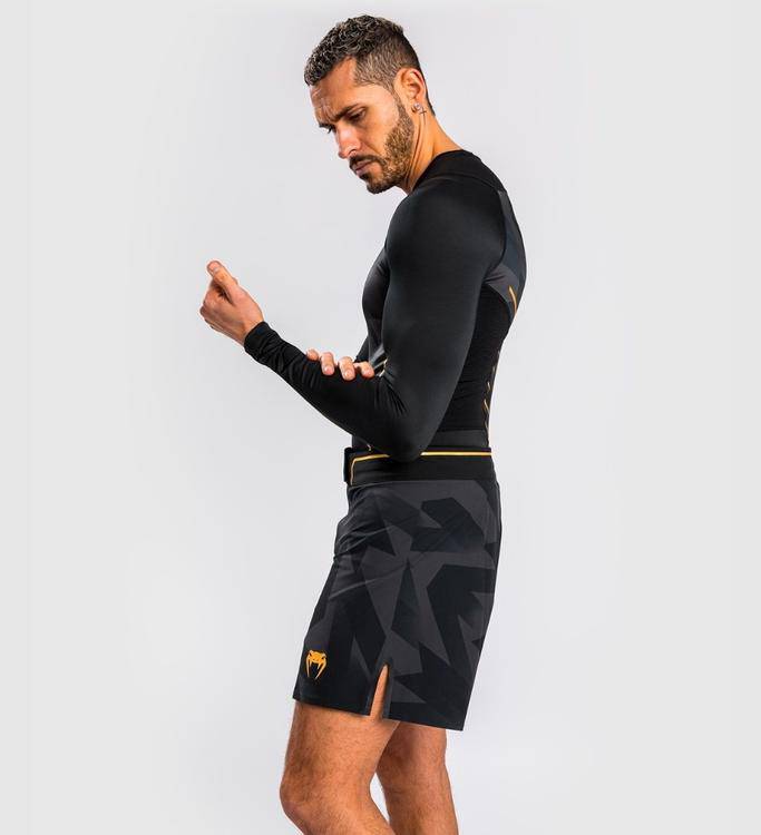 Venum Rashguard Razor - Schwarz/Gold - The Fight Company Deutschland