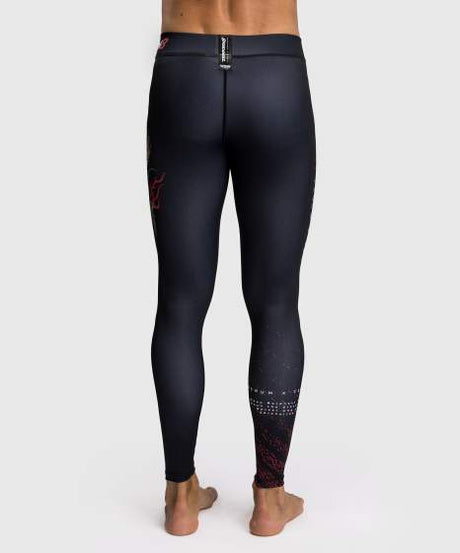 Venum x TEKKEN 8 - Spats - Marshall Law - Zwart/Rood/Goud