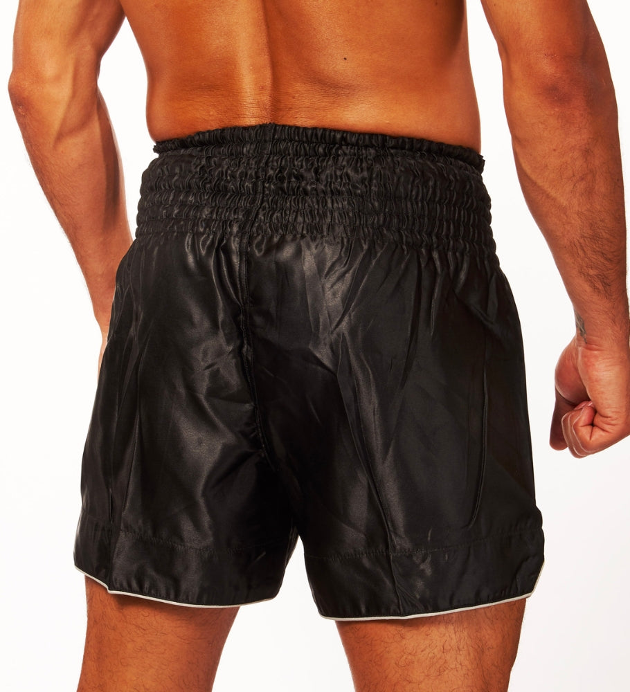 Leone Muay Thai Shorts Basic - Schwarz/Weiss - The Fight Company Deutschland